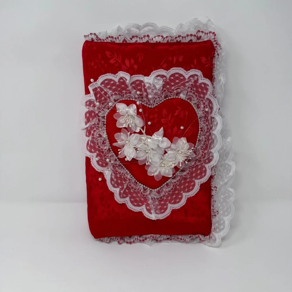 Vintage Red Satin Heart Lace Photo Album Floral Damask 3-Ring Binder Keepsake - Picture 1 of 10